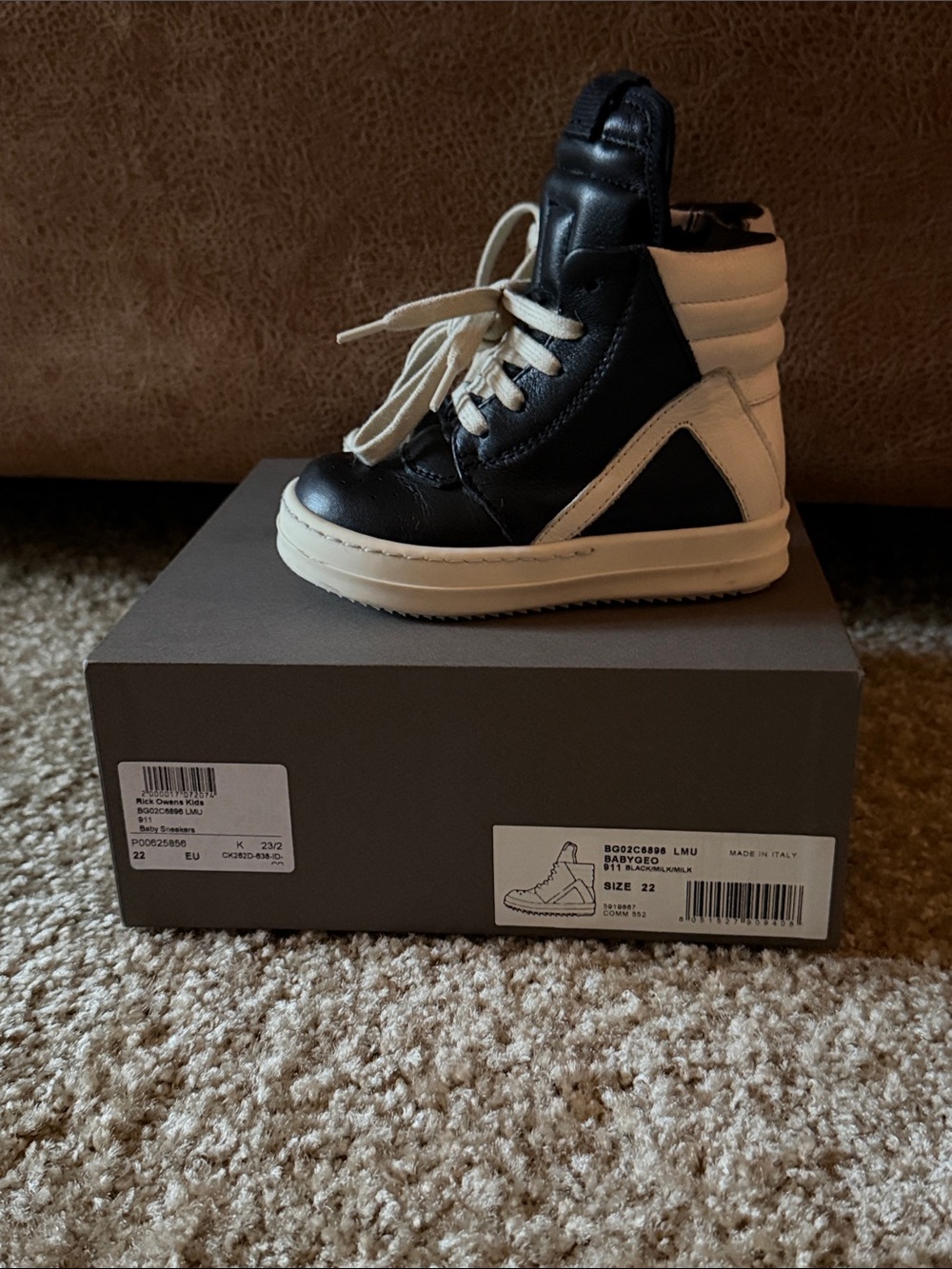 Rick Owens Kids
Baby Geo high-top sneakers
